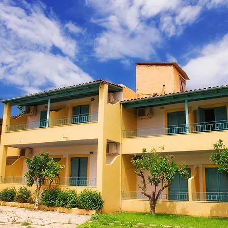 Roussos Beach Club Hotel